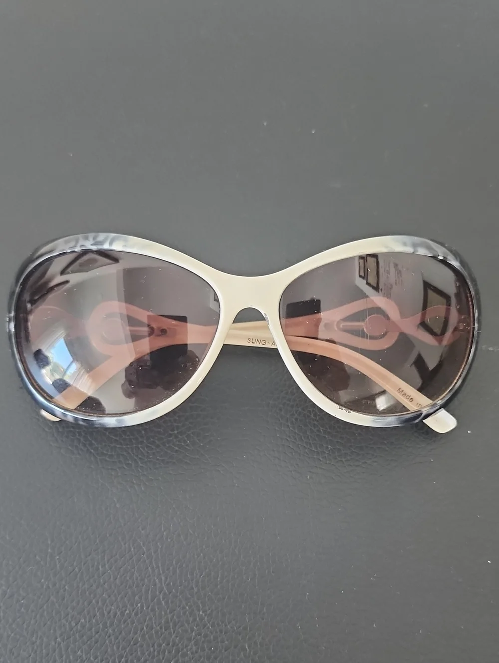 Sunglasses Oversized Women's Sunglasses - Black/Brown